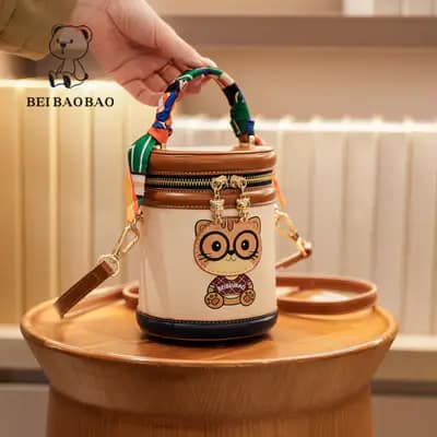 کیف وارداتی 8605